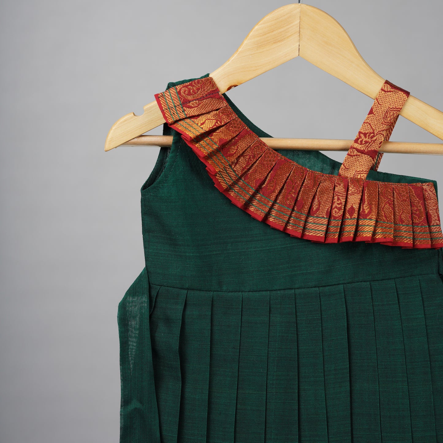 Green and Maroon Traditional Narayanapet Cotton Frock