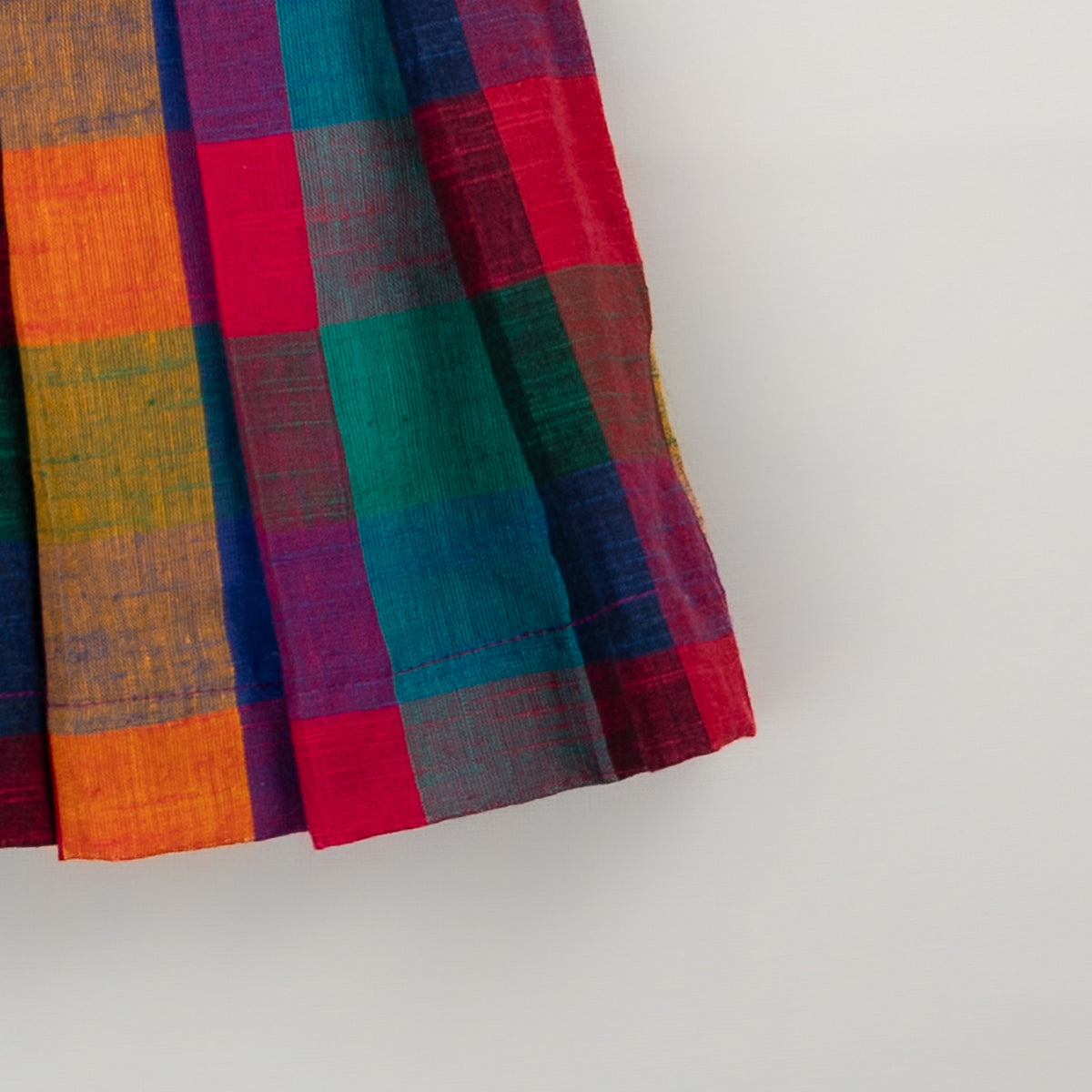 Girls Madras Cotton Checks Pleated Dress