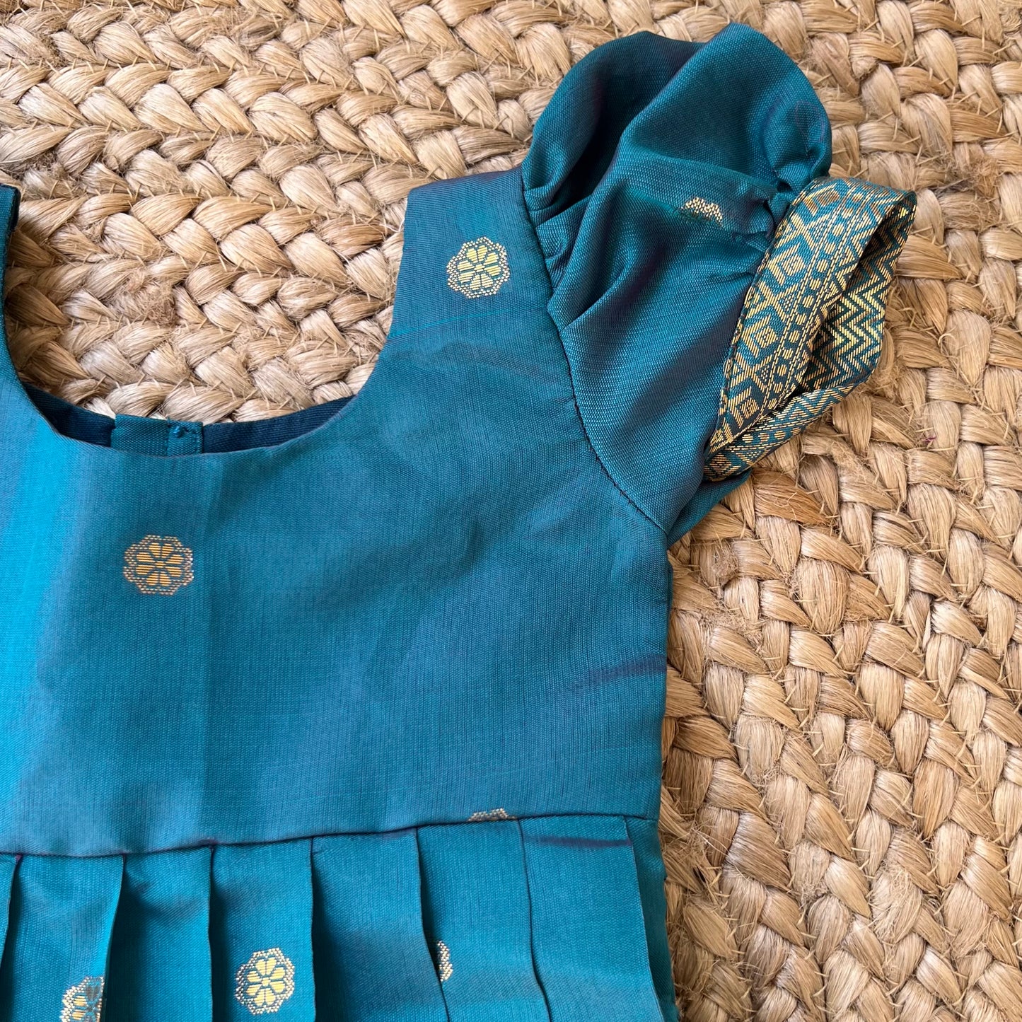 Peacock Green Benarasi Puff Sleeves Ethnic Frock