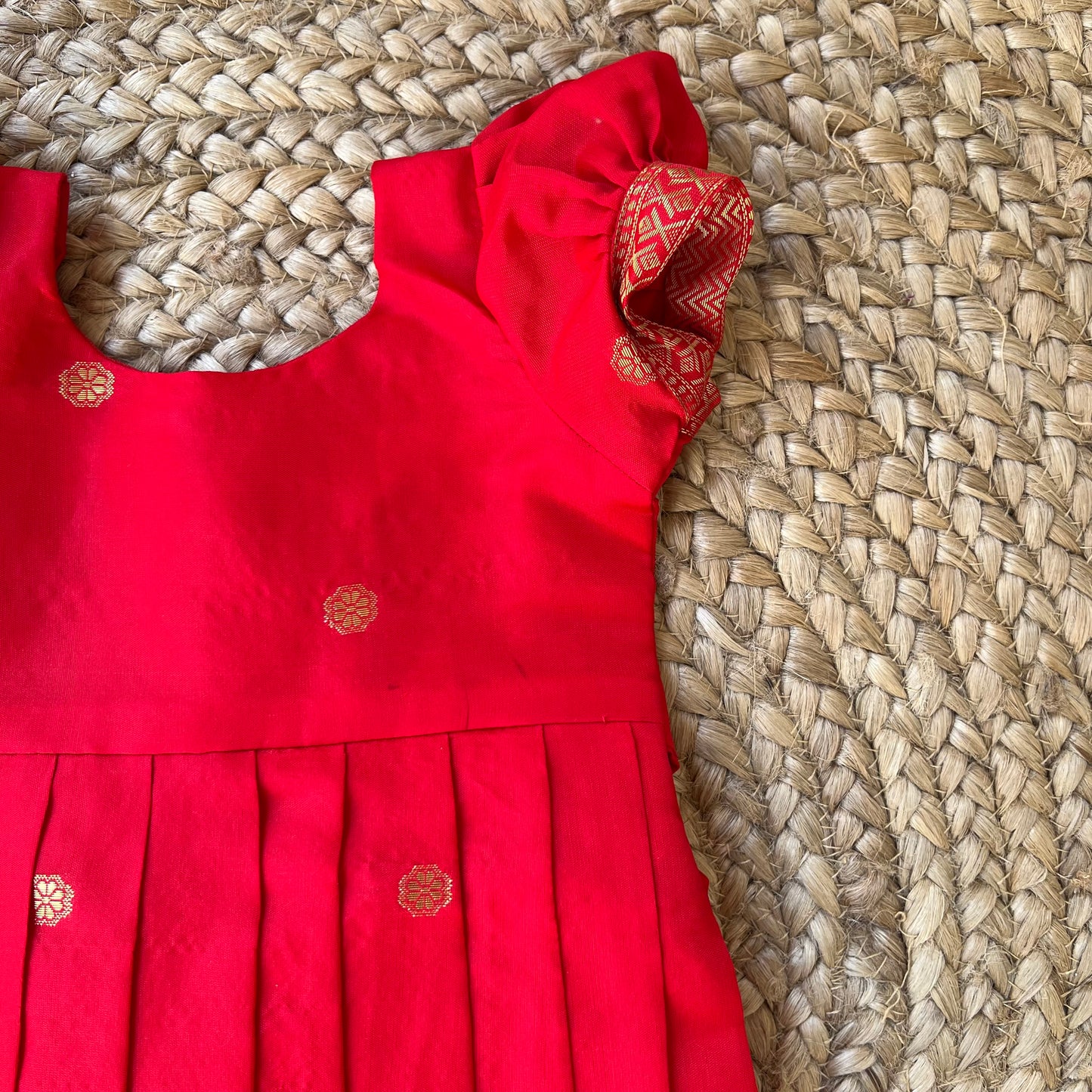 Red Benarasi Puff Sleeves Ethnic Frock