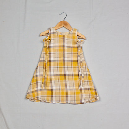 Yellow and white checked pattern frock