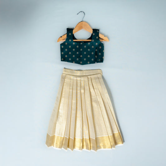 Striped kasavu Border Lehenga with Silk Blouse